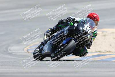 media/Apr-19-2025-CVMA (Sat) [[586b59ad56]]/Race 9-Supersport Middleweight/